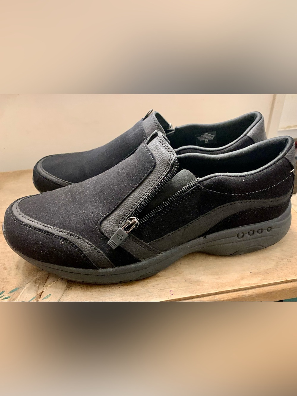 Easy Spirit Men's Black Slip-On with Side Zipper